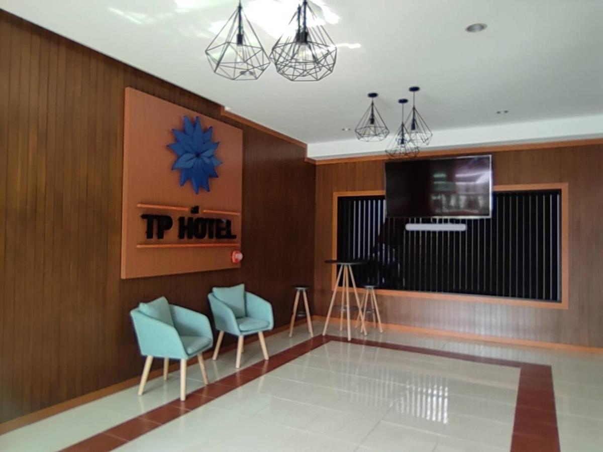 At Tp Hotel Phetchabun Esterno foto